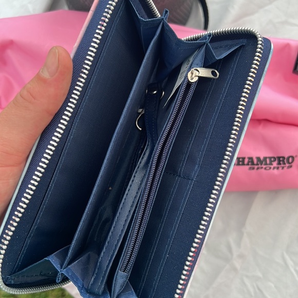 Wallet - Picture 2 of 2